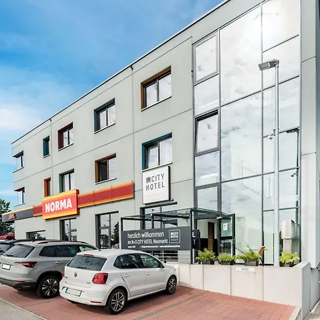 Hotel N+s Neumarkt 3*